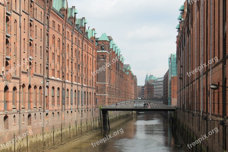 Hamburg Speicherstadt Water Elbe Old Speicherstadt