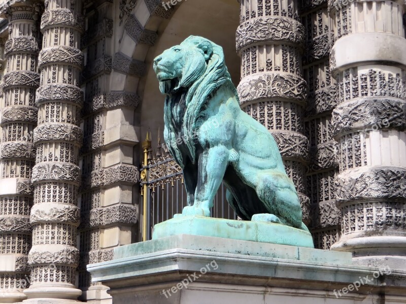 Paris The Louvre Lions Gate Lion Bronze