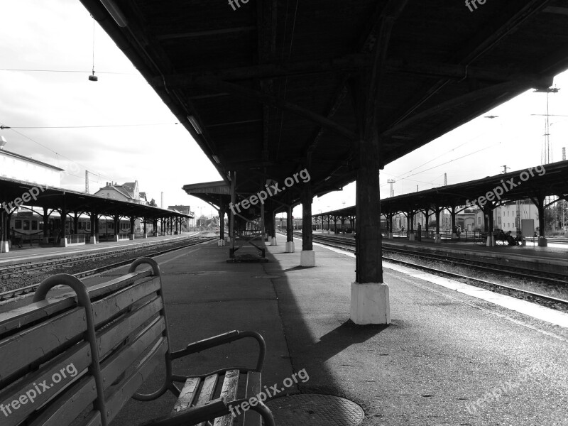 The Station Railway Station Peron Free Photos