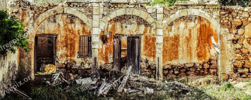 Old House Damaged Aged Weathered Wreck