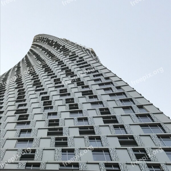 Dubai Marina Cayak Tower Skyscraper Tower Architecture