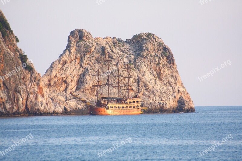 Alanya Ship Yard See Summer