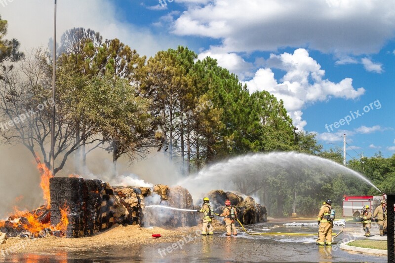 Fire Palatka Florida Hay Bales Firefighters Fire Hose