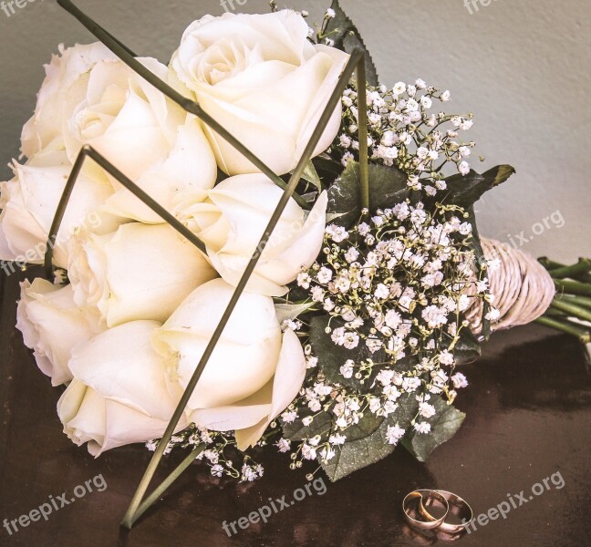 Bouquet Bride Flowers Delicate Flowers White Flowers