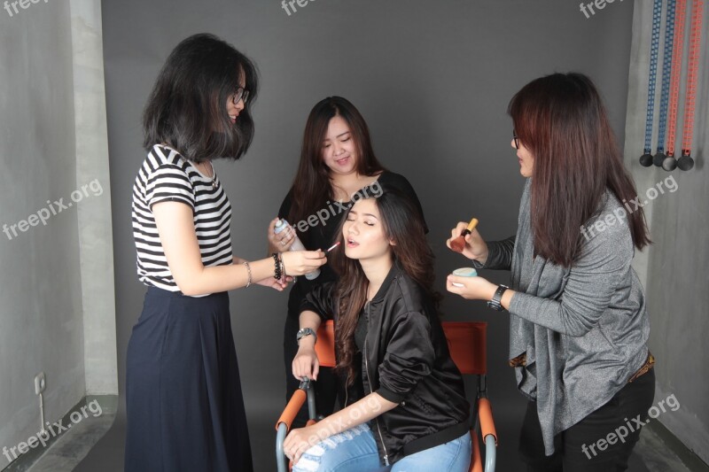 Makeup Girl Studio Face Young