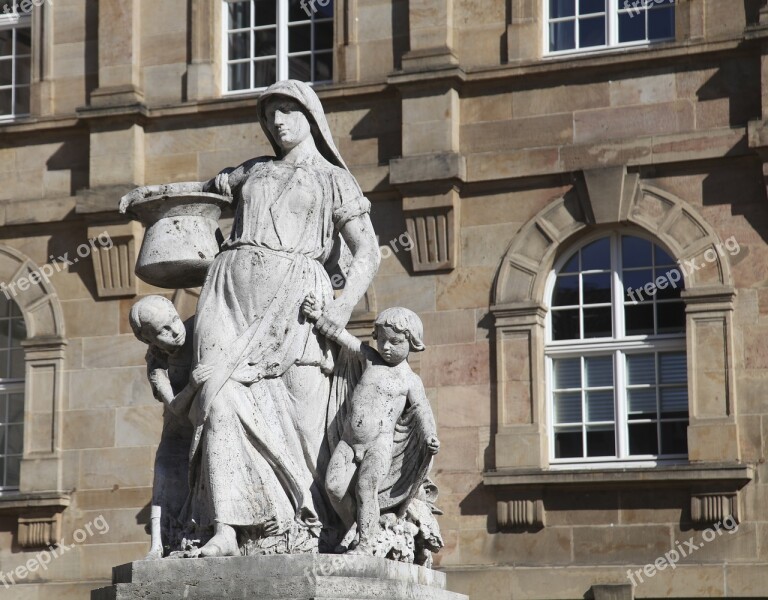 Sophie-henschel-fountain Kassel Henschel Fountain City