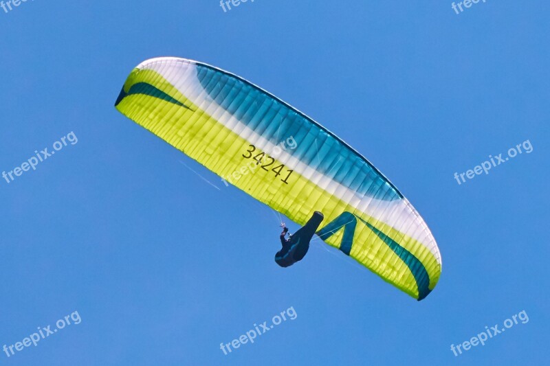 Paragliding Flying Sky Freedom Paraglider