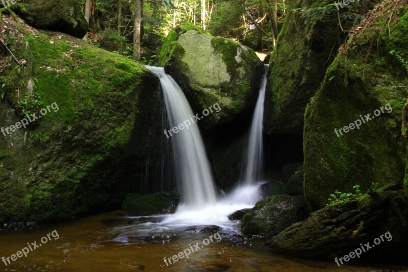 Water Bach River Moss Rock