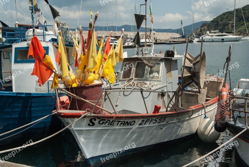 Port Fishing Boats Floats Fisherman Marin