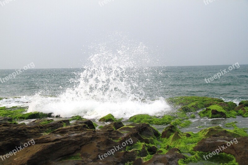 Spray Foam Sea Green Stone Trough Rocky Shore