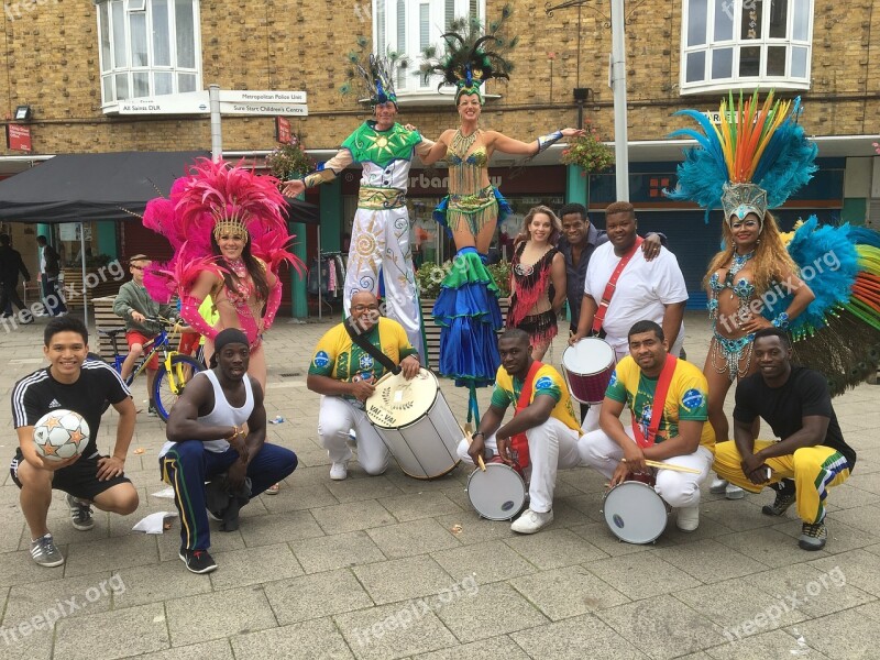 Carnival London Crisp Street Market Stilts Juggling