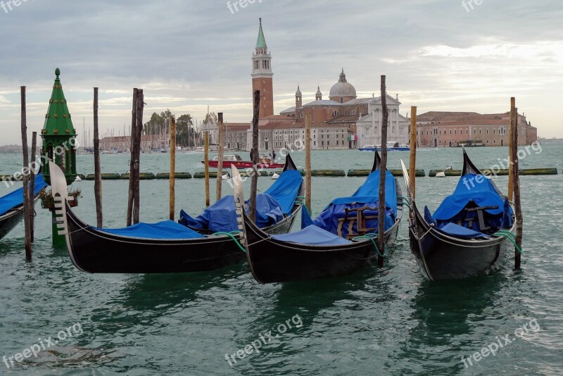 Venice Gondola Channel Italy Boats