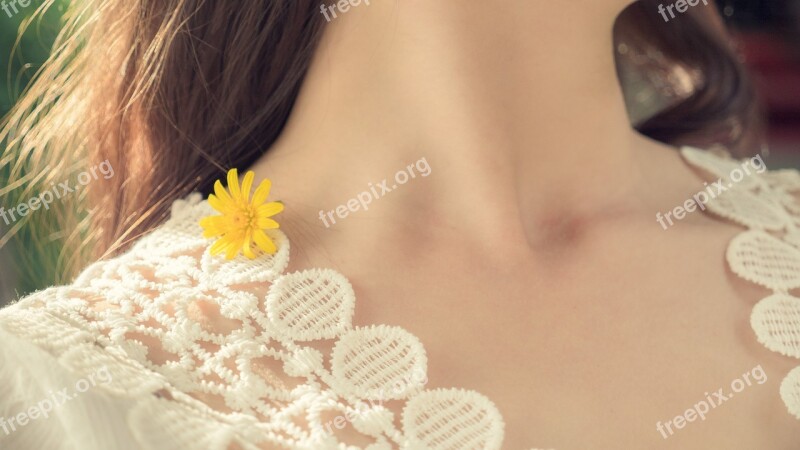 Yellow Flower Girl Spring Neck