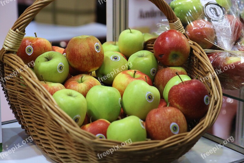 Apples The Basket Of Apples Fruit Healthy Healthy Food