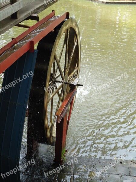 Wheel Water Waterwheel Sustainability Free Photos