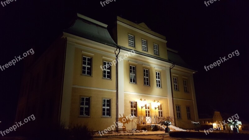 The Palace łomnica Architecture Monument Building