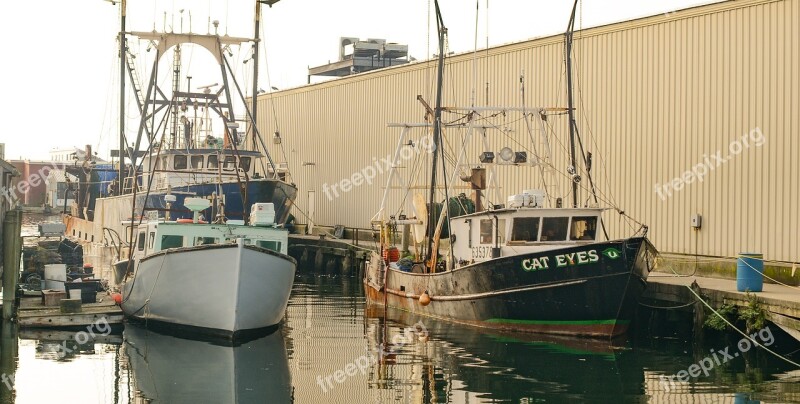 Fishing Boats Gloucester New England Seaside Boat