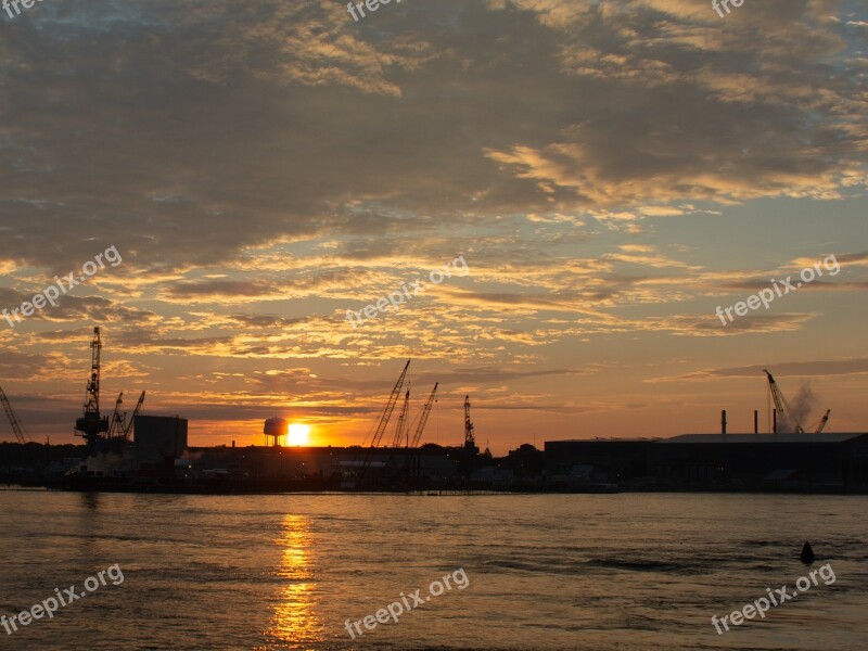 Sunrise Portsmouth Nh New England Shipyard