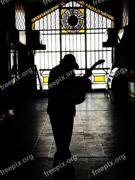 Valparaiso Man Guitar Elder Music