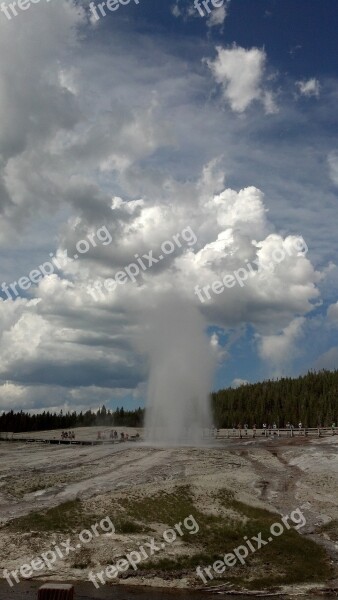 Geyser Yellowstone Wyoming Landscape Volcanic