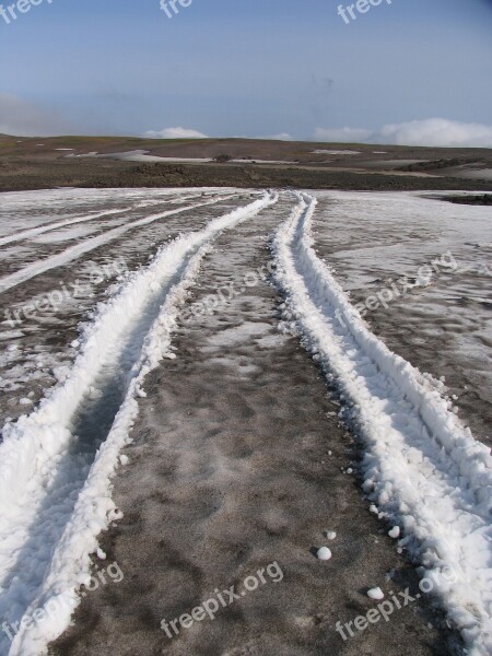 The Roads Summer Track Sneznik Dirt