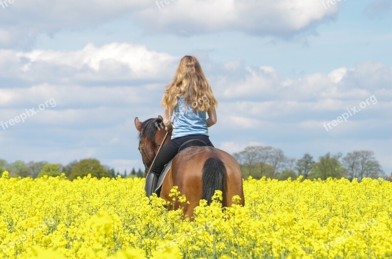 Ride Friends Human Relationship Together