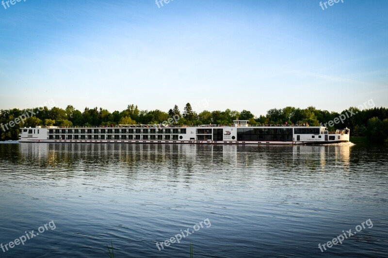 Steamer Ship Water Boat Cruise Ship