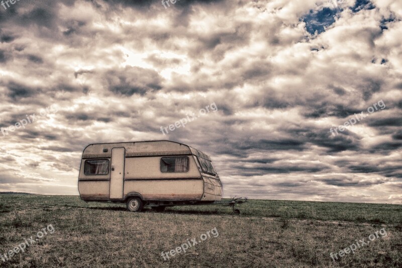 Caravan Dramatic Dark Meadow Mobile