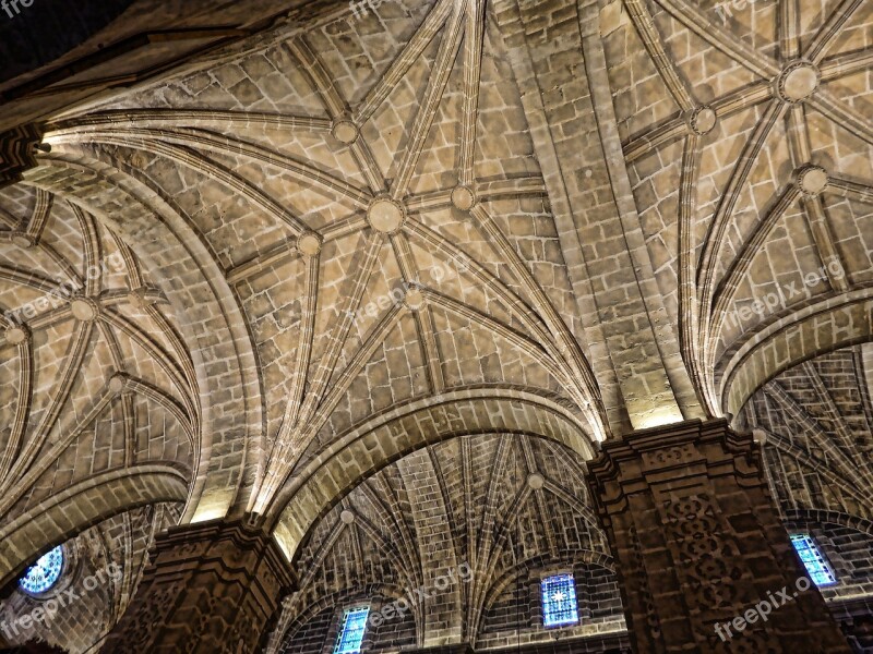 Roof Church Columns Cathedral Church Chapel