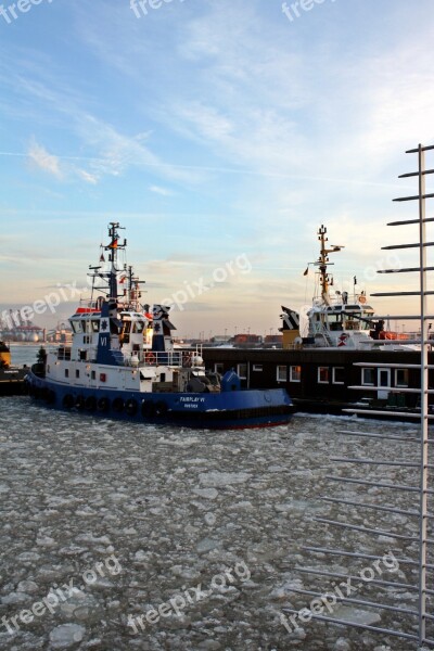 Tug Bugsier Harbour Cruise Winter Ice