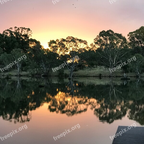 Mirror Image Water Goulburn Weir Nagambie Victoria