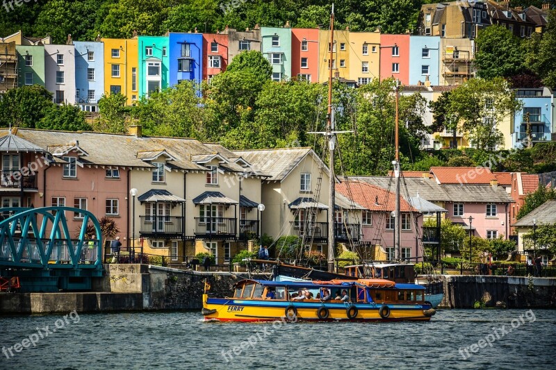 Bristol Harbour Ferry Quay Bridge