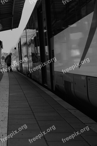 Platform Deutsche Bahn Railway Station Rail Traffic Db