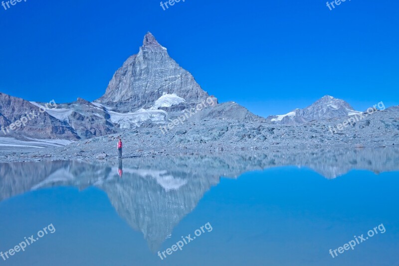 Bergsee Mirroring Zermatt Matterhorn Blue