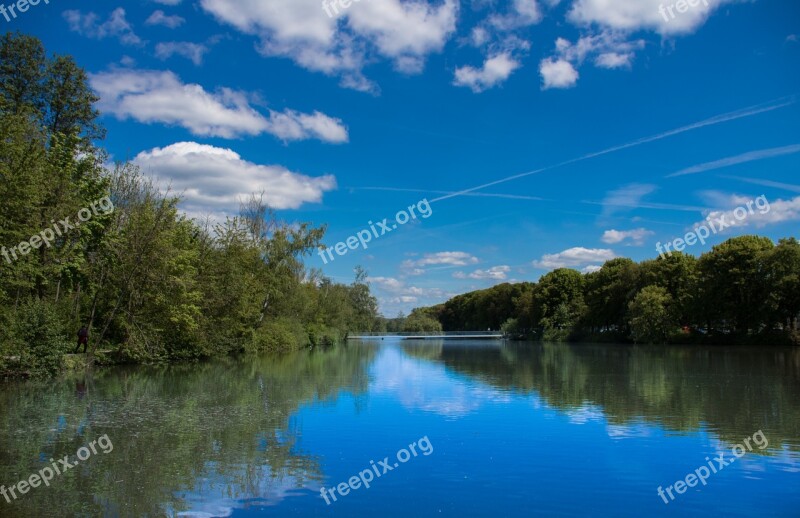 Sky Lake Bridge Casting Swannery