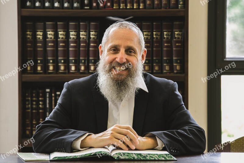 Rabbi Fishel Jacobs Speaker Free Photos