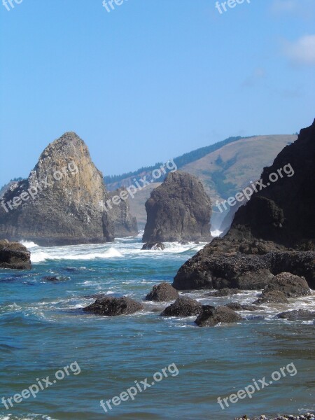 Oregon Coast Ocean Cannon Beach Rocks Coastline