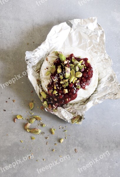 Camembert Cheese Cranberry Appetizer Eating