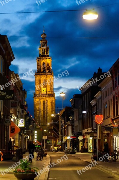 Martini Oosterstraat Groningen Evening City