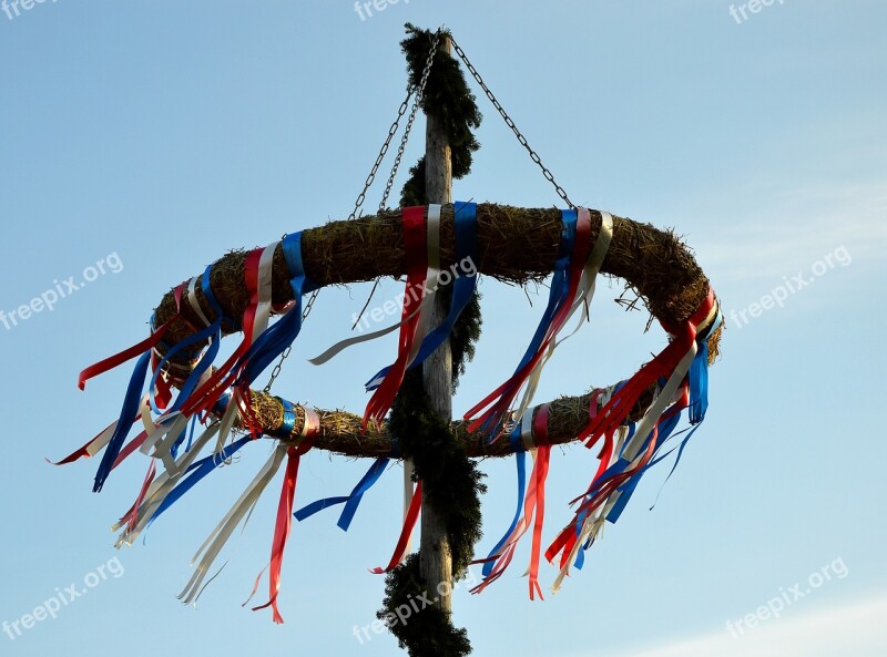 Maypole 1 May Need Old Sky