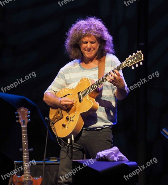 Pat Metheny Jazz Fusion Guitarist Umbria Jazz