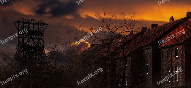 Gelsenkirchen Zeche Consol Sunset Mine Headframe