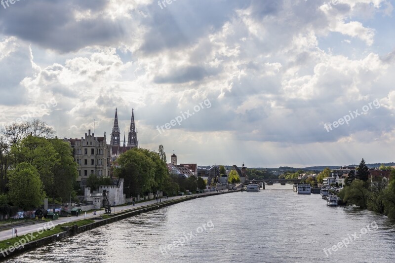 Regensburg Dom Panorama Danube Sky