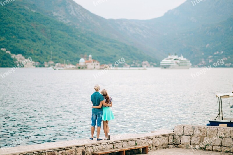 Landscape Couple Girl Guy Young