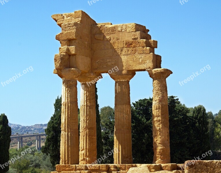 The Valley Of The Temples Agrigento Temple Of The Dioscuri Sicily Italy