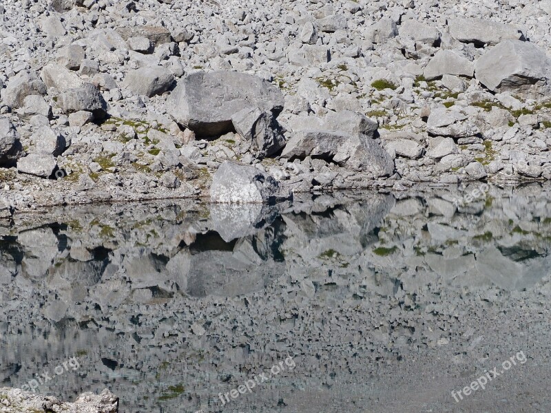 Lake Spieglung Water Nature Landscape