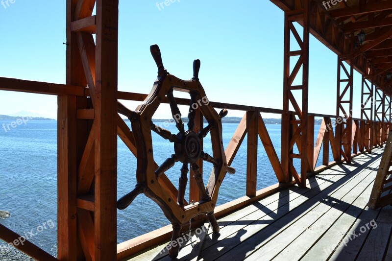 Spring Rudder Wood Lake Perspective