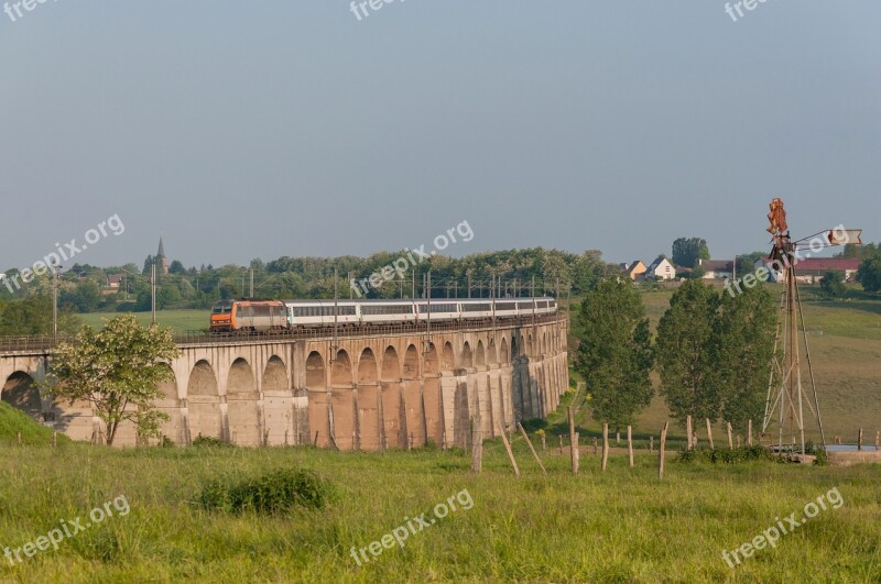 Train Sybic Bb26000 Night Train Viaduct