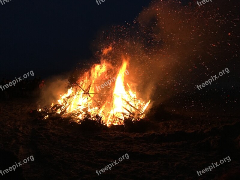 Campfire Fire Barbecue Burn Wood