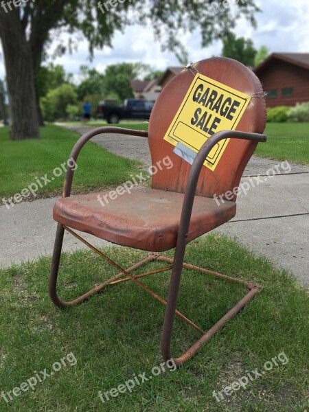 Garage Sale Sign Rusty Rusty Metal Chair Vintage Old Lawn Chair